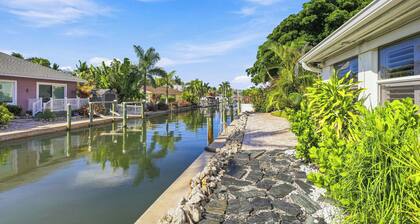 Jungle Queen Paradise- 2 BR / 2 BA Canal Front Home by RVA