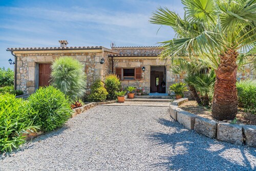 Rustic Majorcan Country House With Pool