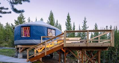 Beehive Basin Yurt: Stunning Mountain Views, Private Hot Tub