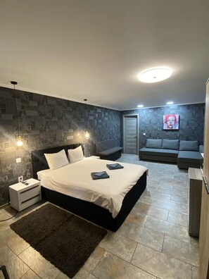 WiFi, bed sheets - Mavie Central Studio 5 (București)