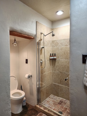 Unclassified image, 5 of 26, button - Gorgeous 3-bedroom house with AC in charming Santa Fe (Santa Fe)