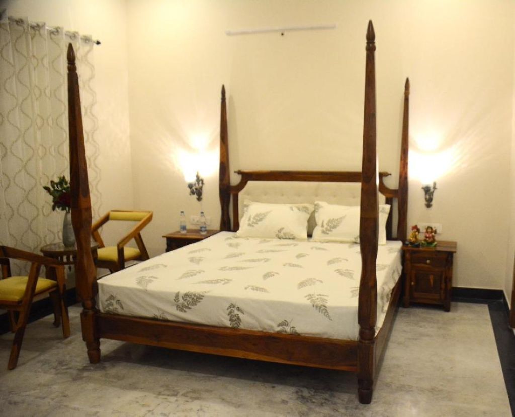 WiFi, bed sheets