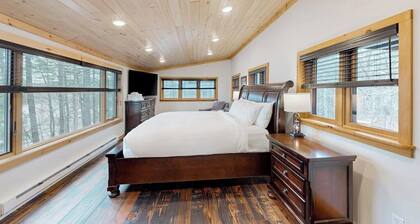 Hudson River views from porch, kitchen and master