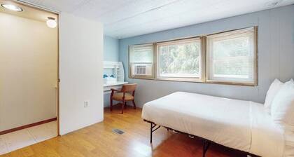 3BR Finger Lakes - Deck - Washer Dryer