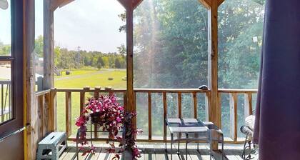 0BR dog-friendly home with firepit, grill, deck