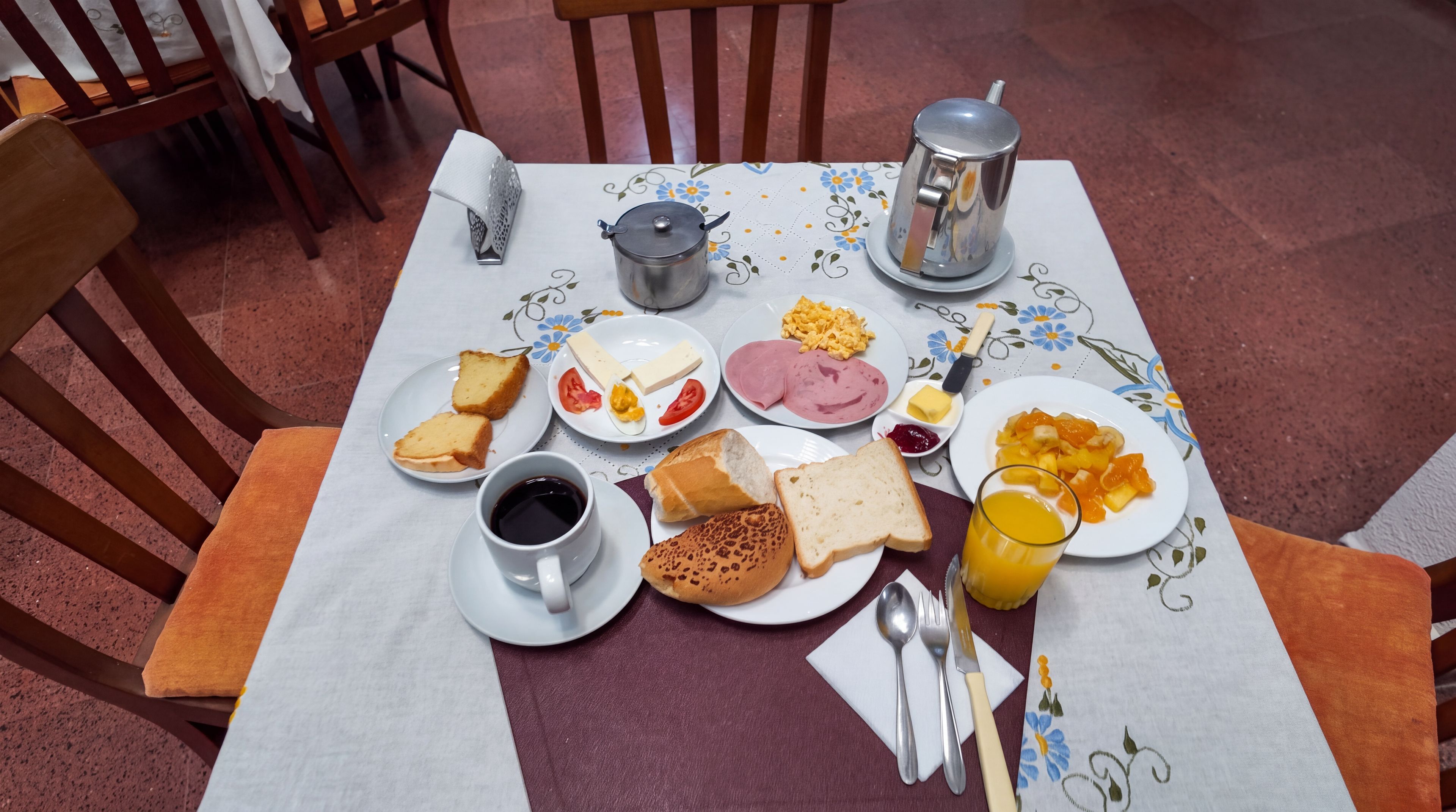 Breakfast meal