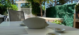Holiday Home 'Villa Marylou' with Mountain View, Wi-Fi and Air Conditioning