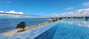 Studio beira-mar nas piscinas naturais Tamandaré