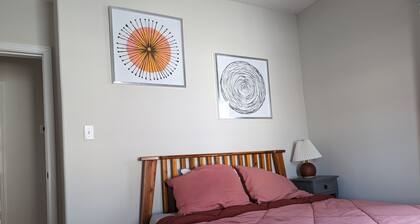 Fabulous 3-bedroom House with AC in Charming Boston