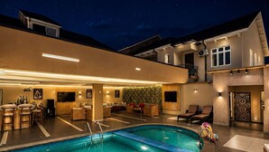 Pool - Kiniz Apartments and Hotel Uyo (Uyo)