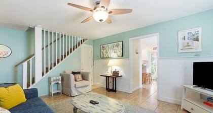 Dolphin Dreams Duplex Unit B - Walking Distance to Sands Beach
