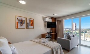 Apartment | 1 bedroom, WiFi (free) - Studio w/ Balcony in Condo. w/ Pool Msu0705 (Governador Valadares)