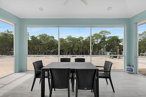 Dining - Coco Plum Getaway - Dockage -short walk to Coco Plum Beach - Brand New Home! (Marathon)