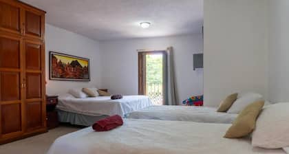 Casa Cielo Antigua - Triple Room with Private Bathroom