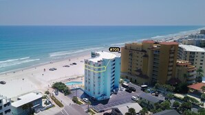 Beach - Beachside Paradise - Views, Pool & Sunshine (New Smyrna Beach)