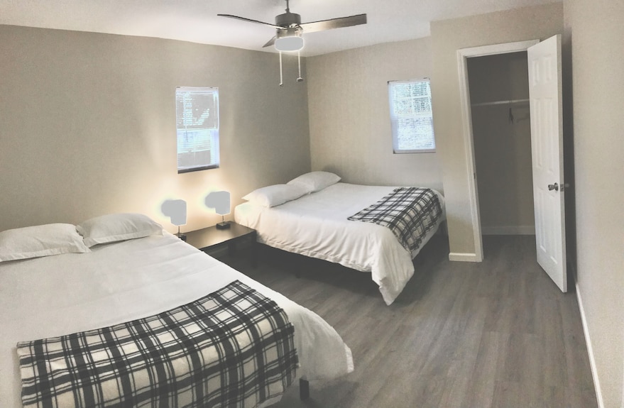 Lake Lanier Bungalow - Gainesville, GA
