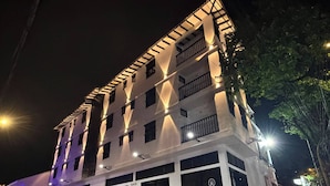 Ảnh chưa phân loại, 2 trong số 21 ảnh, nút