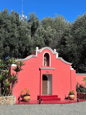 Unclassified image, 2 of 24, button - Misión Boutique (Ensenada)