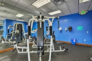 Fitness facility - 5-Bd Paradise Palms Townhome  Near Disney (Kissimmee)
