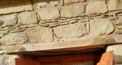 Lantana Stone House.
Where the wild thyme scents the stone.