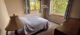 The “Lower Dancehall”: A lakeview forested cottage