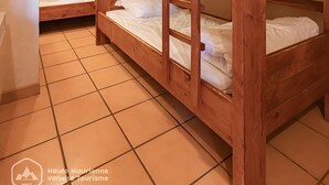 Room - Chalet Grand Sénail 4 — 66m², Mountain View, Bonneval (Bonneval-sur-Arc)