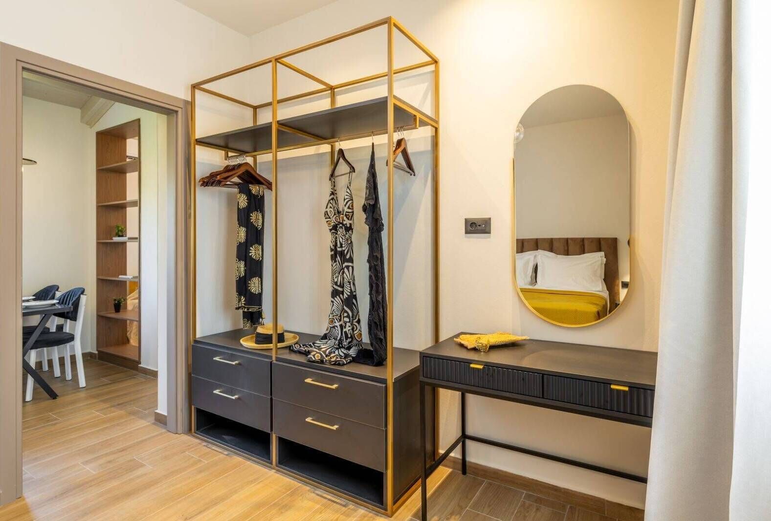 1 chambre, fer et planche à repasser, Wi-Fi gratuit, draps fournis