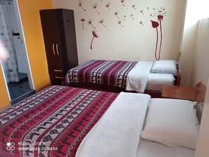 Desk, free WiFi - Nature Home Cusco (Cusco)