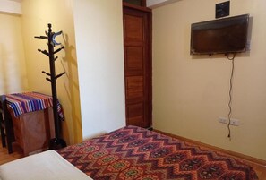 Classic Double Room | Desk, WiFi (free) - Nature Home Cusco (Cusco)