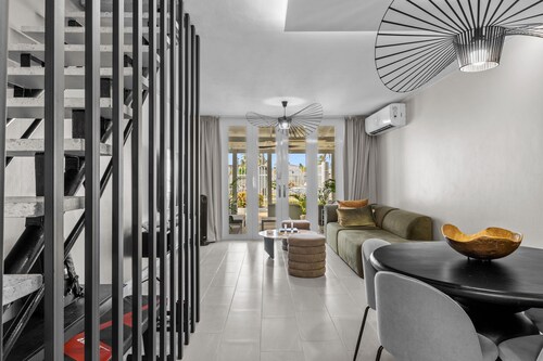 Cozy & Spacious Dorado Townhouse
