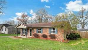 Exterior - "Call Me Old-Fashioned" in Derby & Bourbon Country! (Louisville)