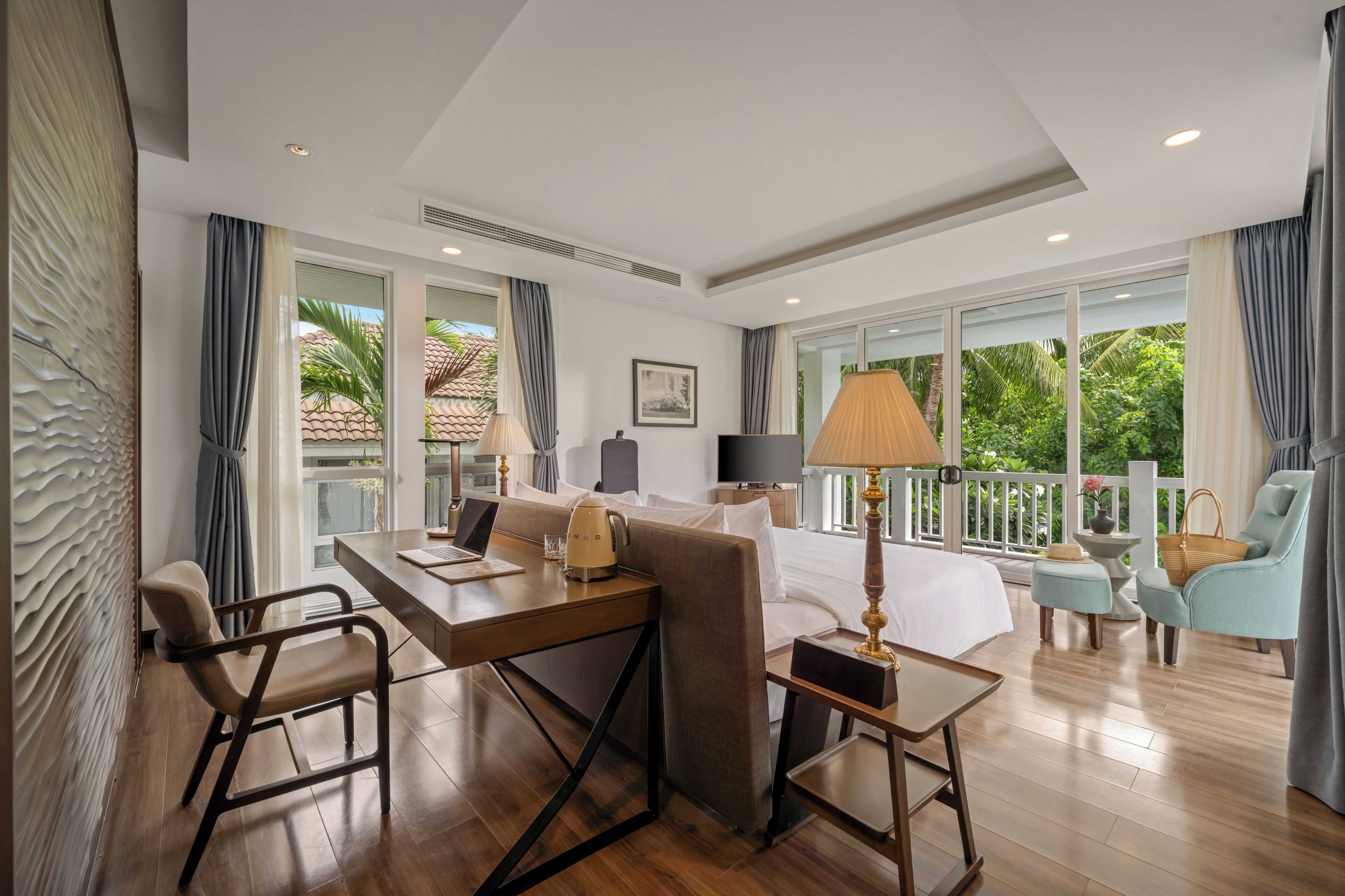 Luxury Villa, 5 Bedrooms, Sea View | Egyptian cotton sheets, premium bedding, pillowtop beds, desk