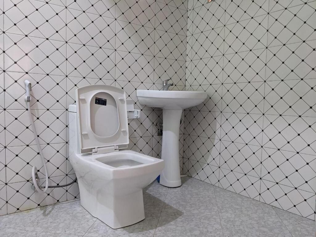 Chambre Double ou avec lits jumeaux, patio | Salle de bain