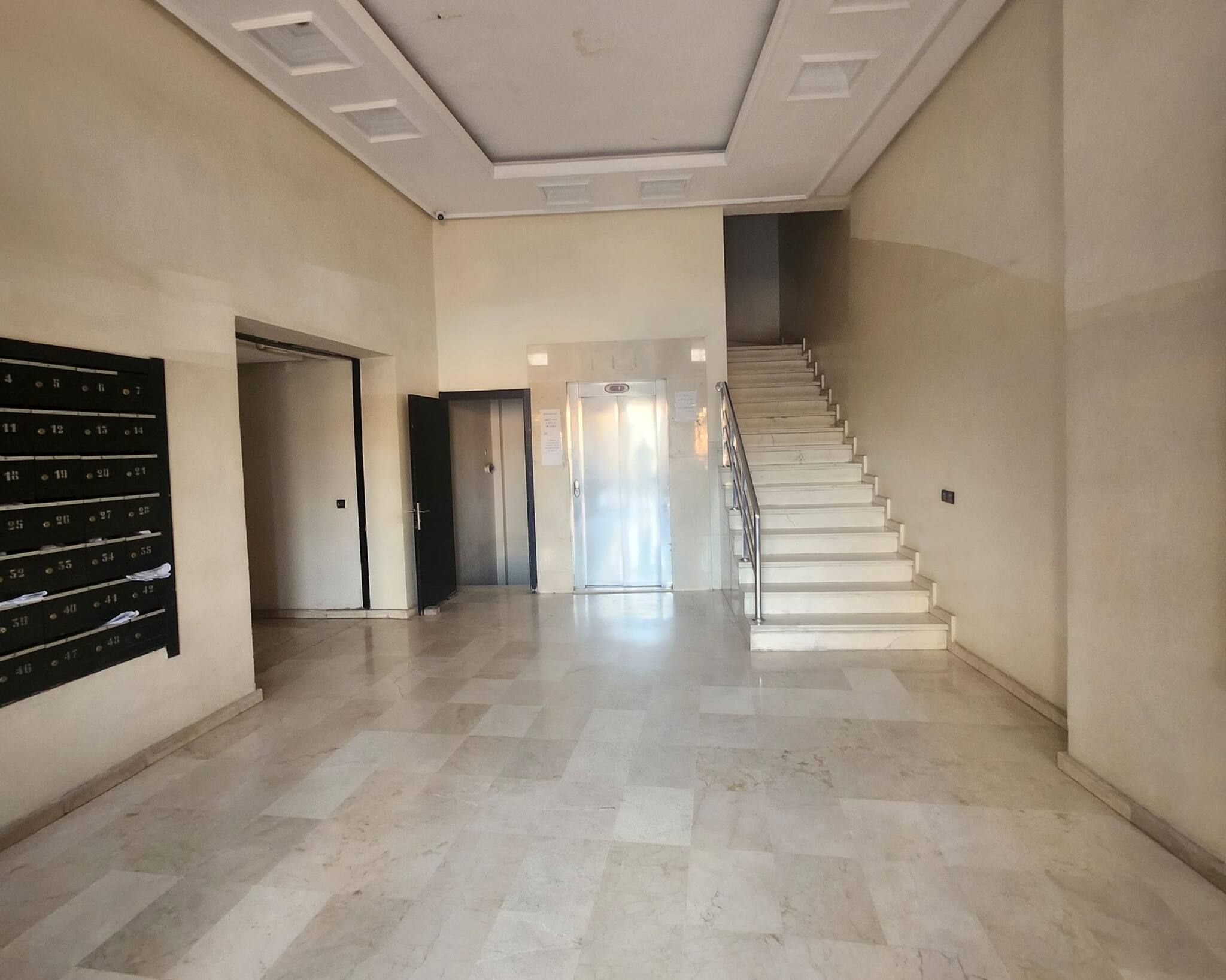 Apartment, 2 Bedrooms | Property entrance