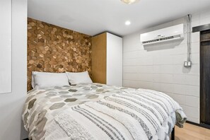 Room - Modern 1BR: Reimagined Firehouse (Denver)