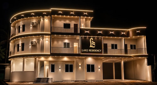 Lake Residency