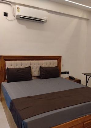 Deluxe Double Room, Air conditioning, Lake View - Lake Residency (Kadayal)