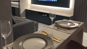 Dining - 10% Off  Pôr do sol  GRU Airport 4km  2 Dorms (Guarulhos)