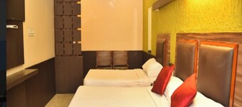 AAR Royal Residency