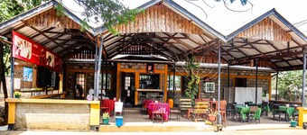 Rainbow Executive Lodge