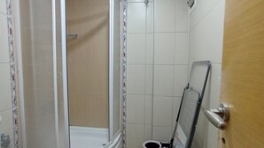 Kondominium, balkon | Kamar mandi | Perlengkapan mandi gratis, pengering rambut,  dan sabun