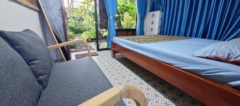 Natural Garden BMT: Trải nghiệm nguyên căn riêng tư giữa vườn sinh thái 160m