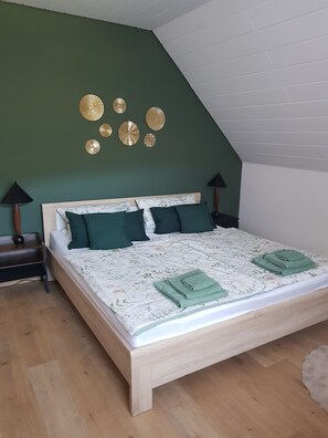 Unclassified image, 3 of 17, button - Vrbo Property (Schalkenbach)