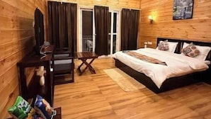 Room - Wake up to breathtaking views of the Himalayas (Kanatal, Manjyar Gaon, Tehri Garhwal)