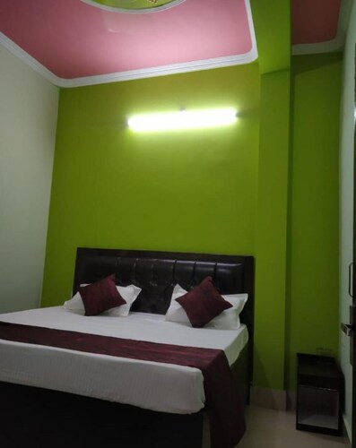 Hotel Awadh Kailash