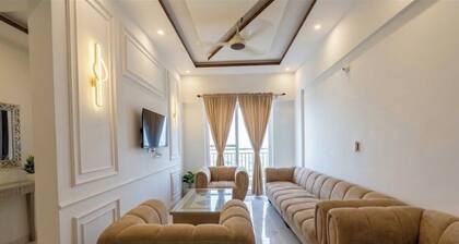 Bright 2-bedroom apartment with AC in Clifton Karachi