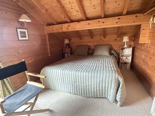 Bright and peaceful chalet - 11 pers.