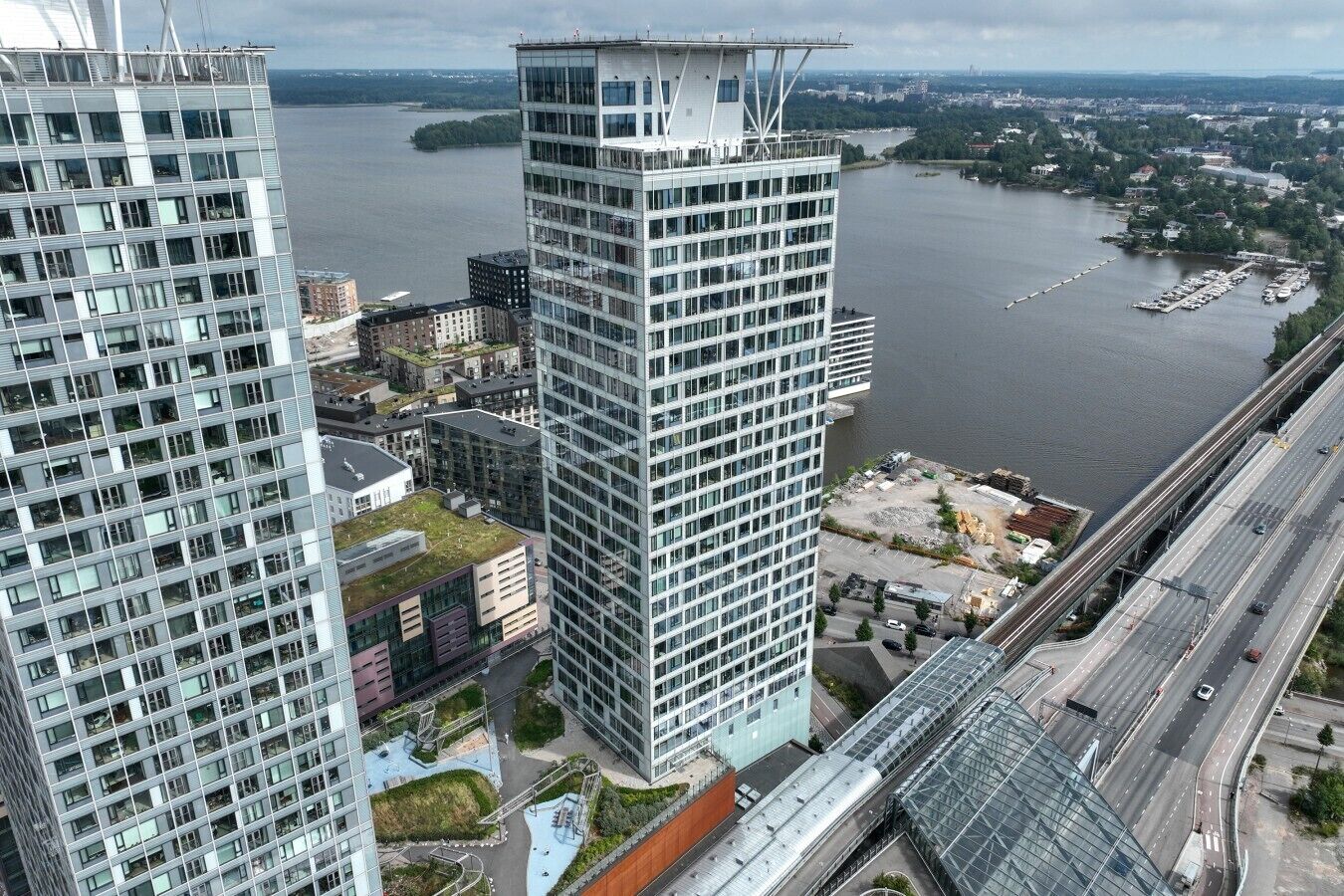 Deluxe Condo | Exterior
