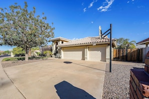 Interior - Close to Hiking! Family-friendly Mesa Retreat (Mesa)