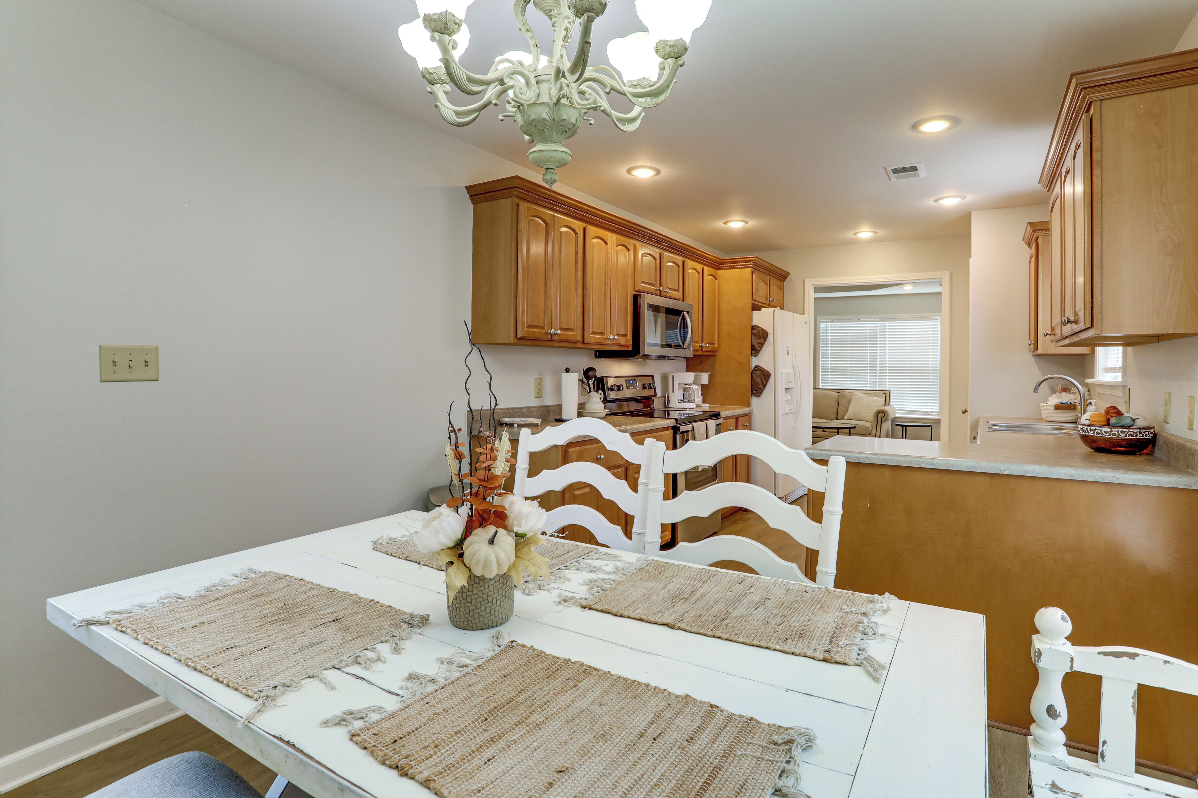 House (3 Bedrooms) | Interior